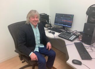 Community radio station needs money for transmitter before CRTC licence pulls plug