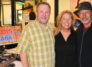 2 Seattle radio stations flip to country music