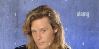 Daryl Hall ends concert early due to COVID