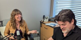 Comox Valley radio station tries to “‘get on the dial’