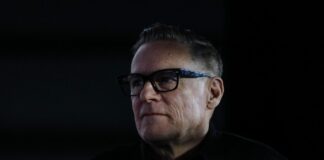 Bryan Adams calls CanCon regulations an ‘archaic system’ that’s ‘really stupid’